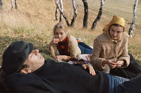 О любви в лучших советских фильмах. Фото с сайта www.personal.ceu.hu