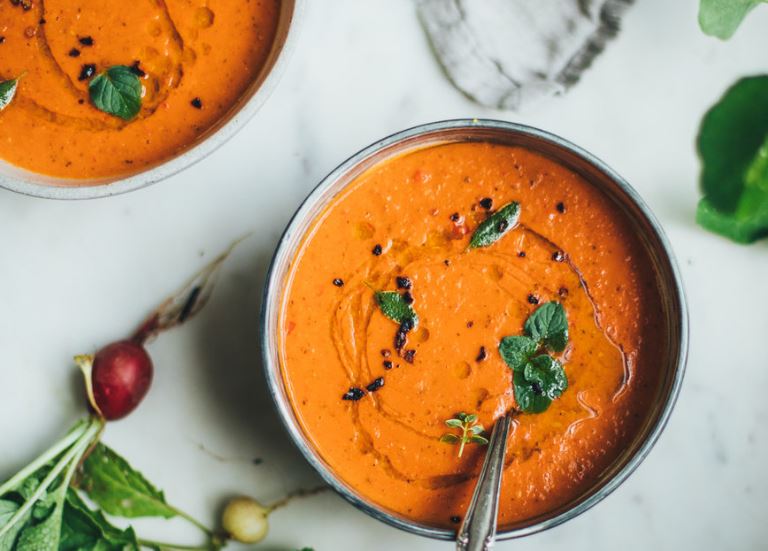 Рецепт холодного томатного супа с базиликом