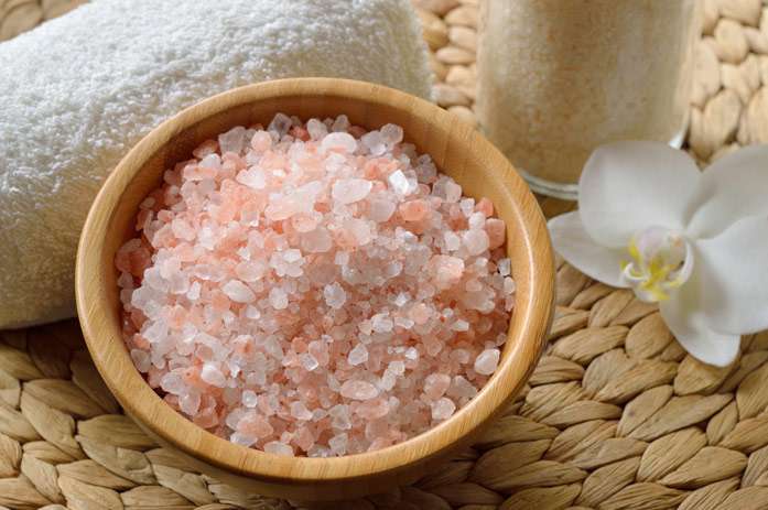 Гималайская соль для бани: как использовать правильно?