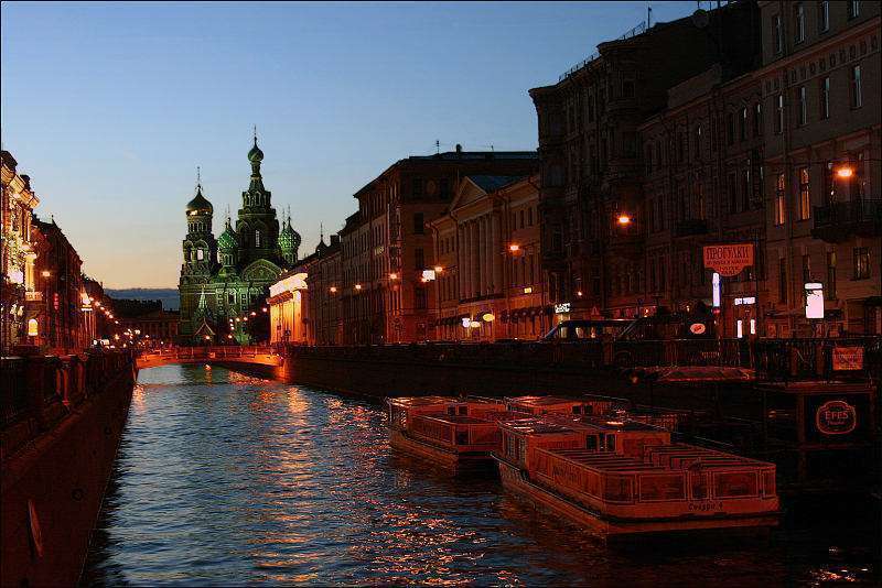 Белые ночи в Петербурге начинаются когда?