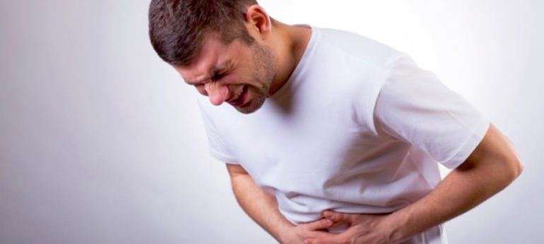 Тошнота и рвота на пустой желудок: симптомы какого заболевания?