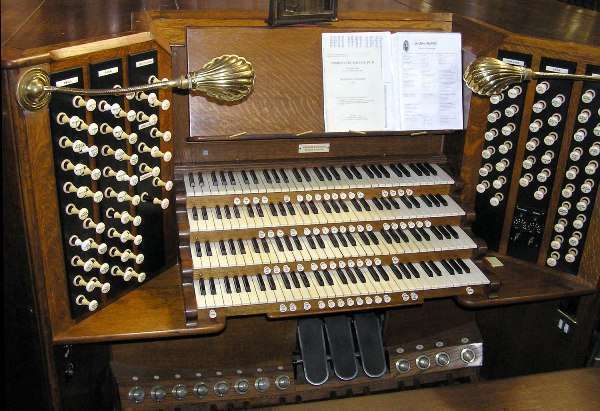 Как играть на органе
